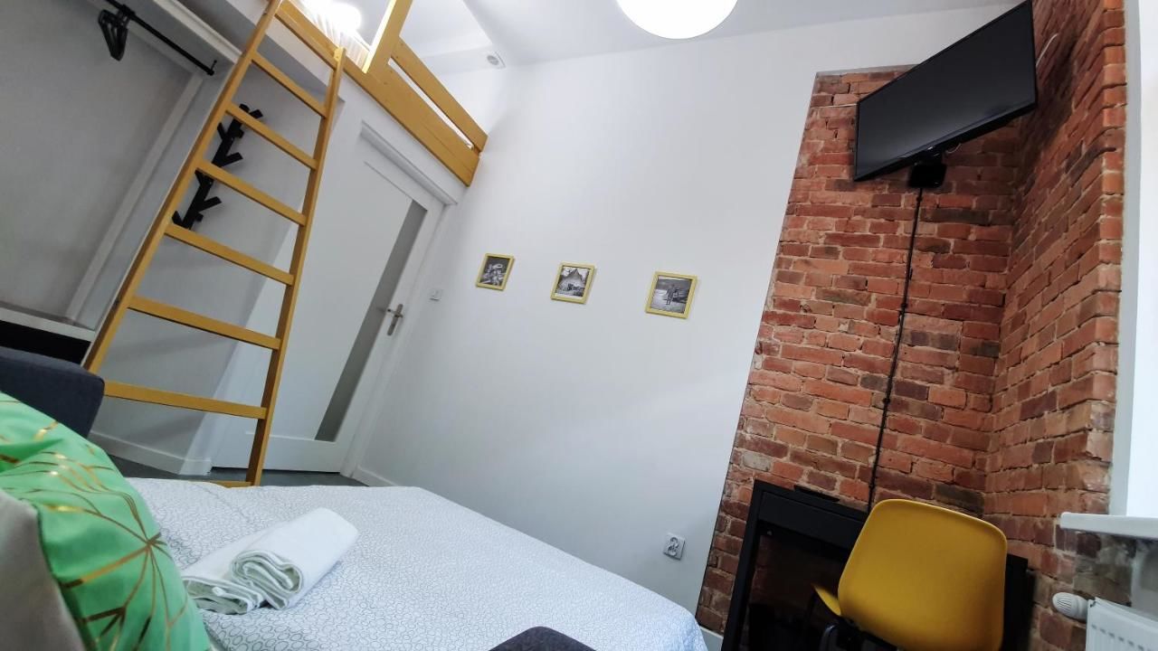 Хостелы Trzypokojowy apartament KATOWICE Damrota 4 Катовице-21